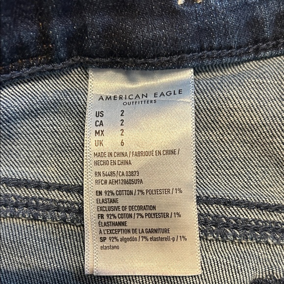 American Eagle Outfitters High-Waist Navy Denim Shorts with Button Front - Picture 4 of 4